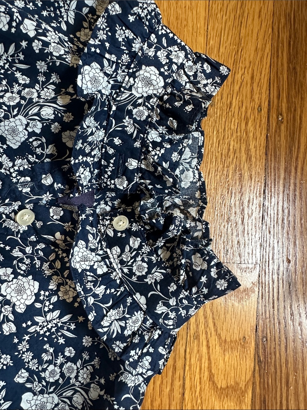 Liberty x J Crew Navy and White Floral Ruffled Collar Shirt - Picture 8 of 8